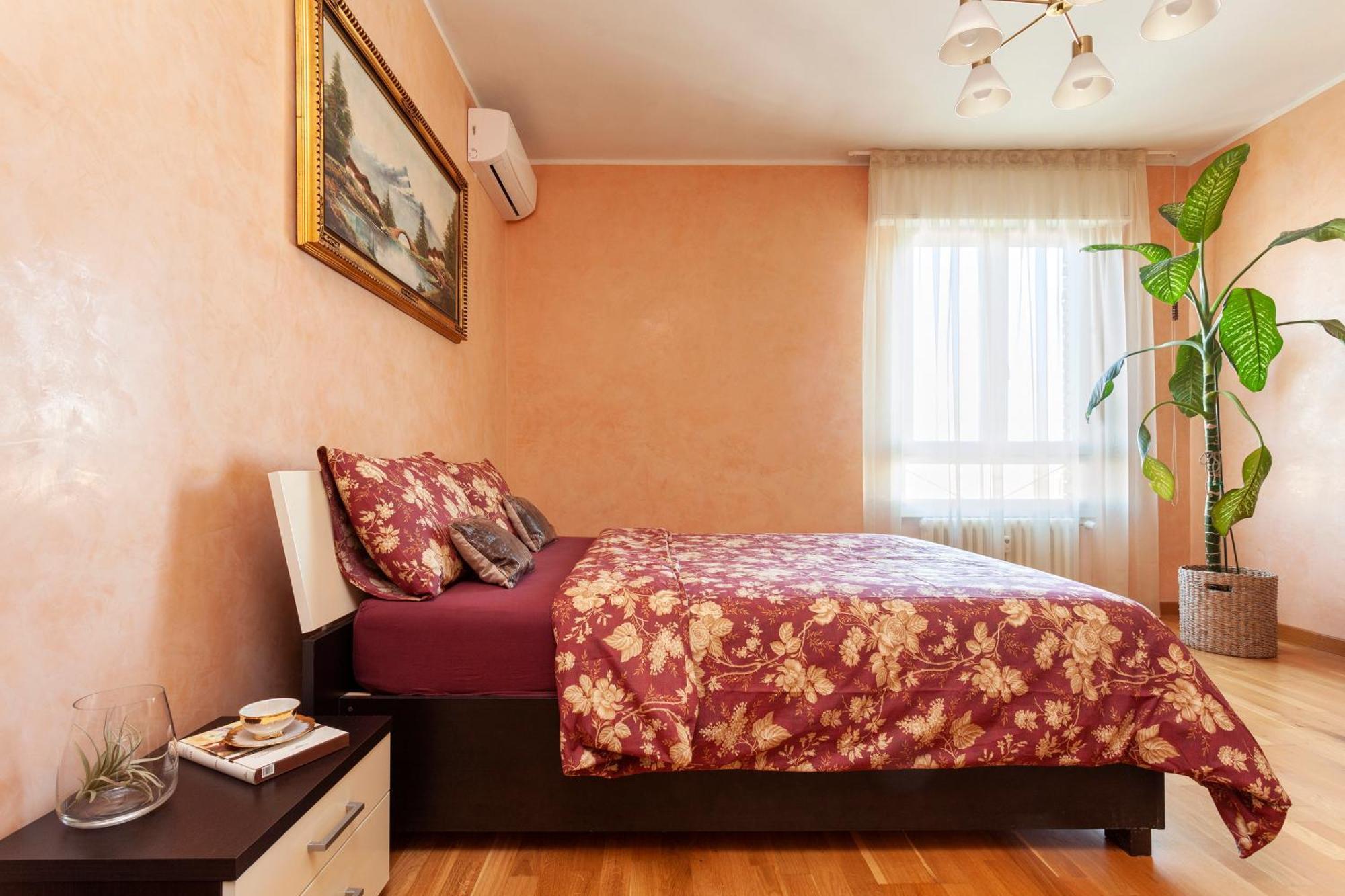 Two Spacious Bedrooms 1 Minute To Metro Stop Mailand